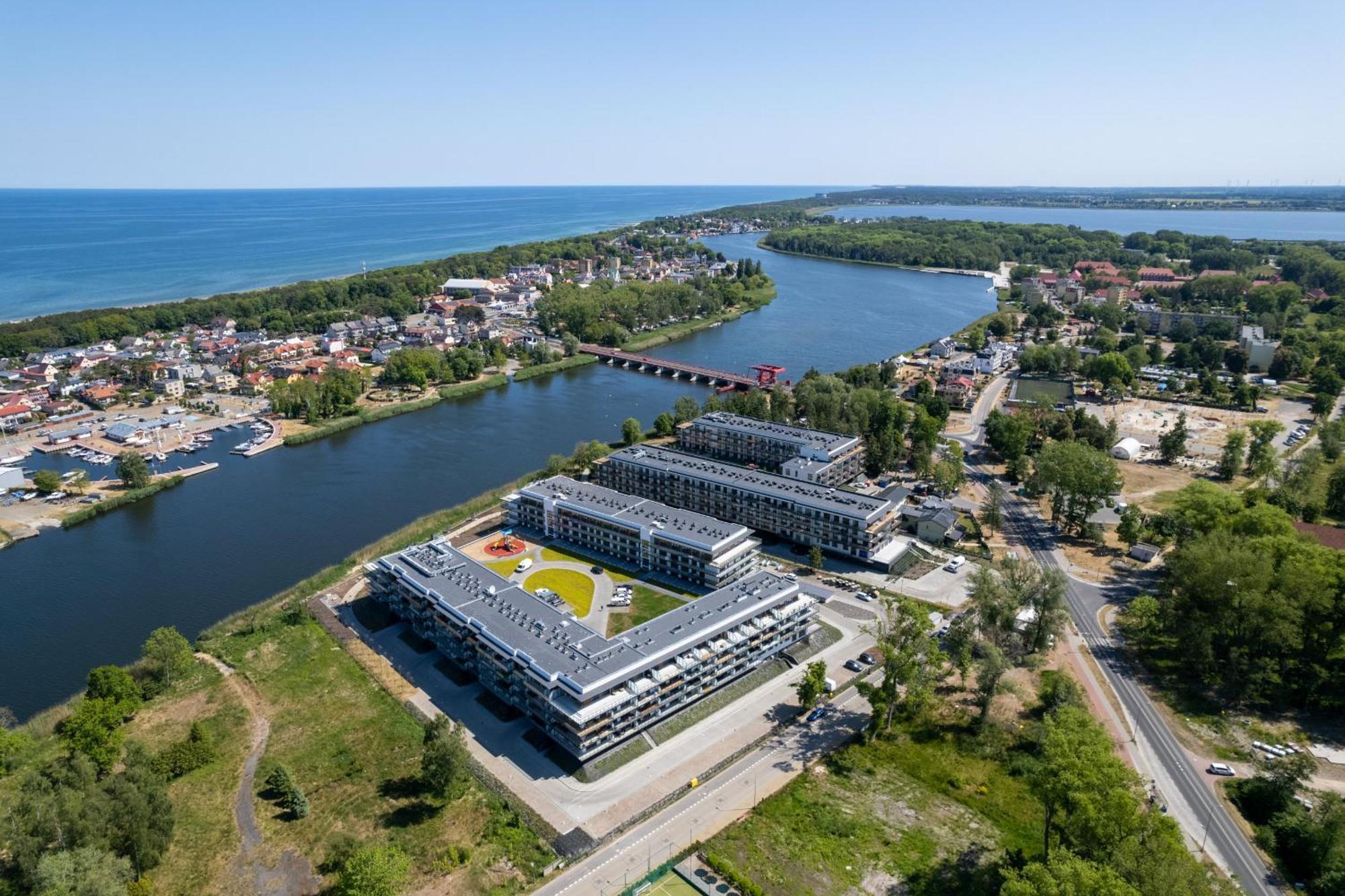 Dziwnow Luxurious Apartment No1 By The River By Renters Prestige Exterior foto